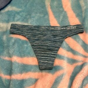 Victoria’s Secret Thong XS